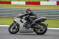 Middle Group Silver_Grey Bikes